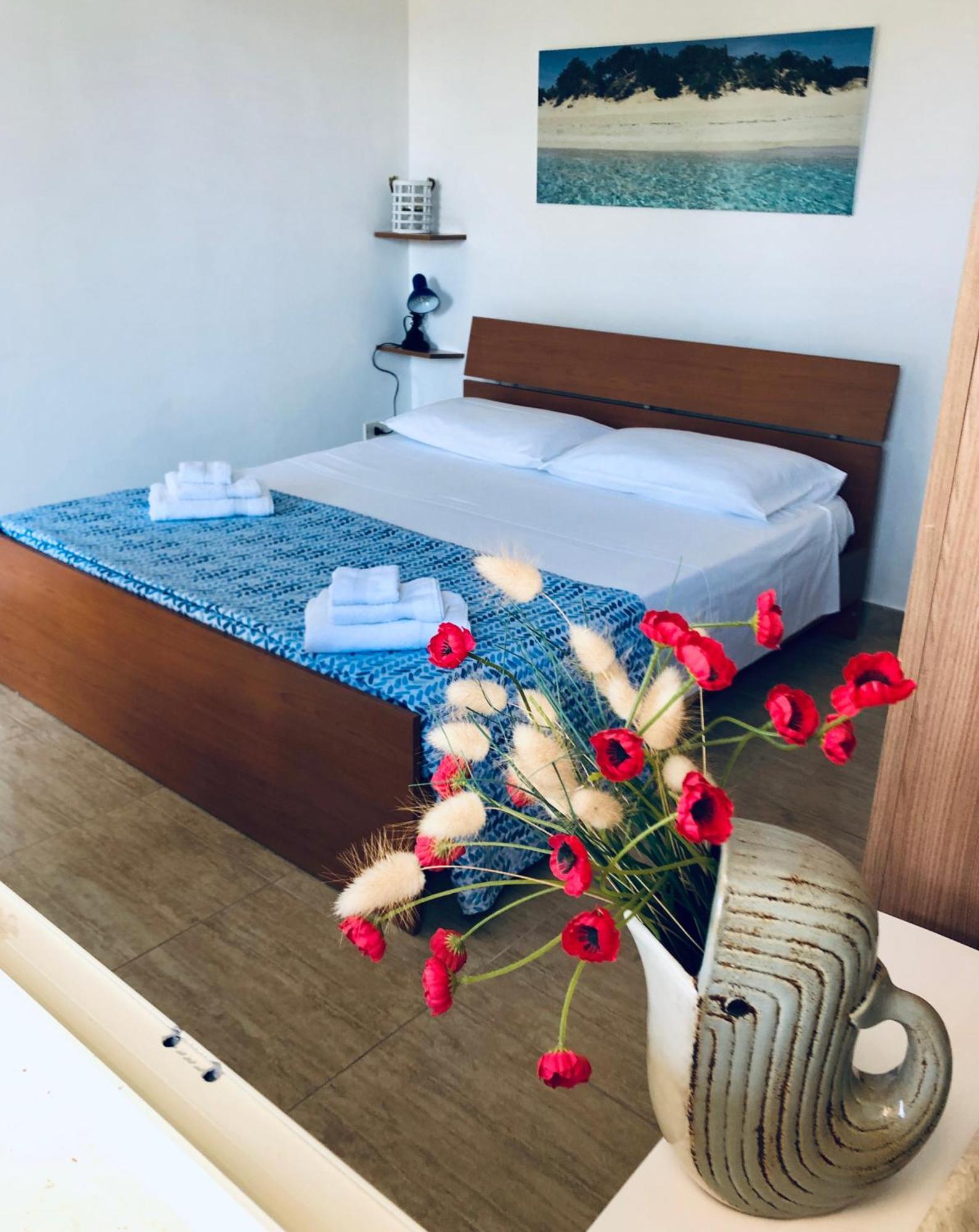 B&B Vento Del Mare San Pietro in Bevagna Bagian luar foto