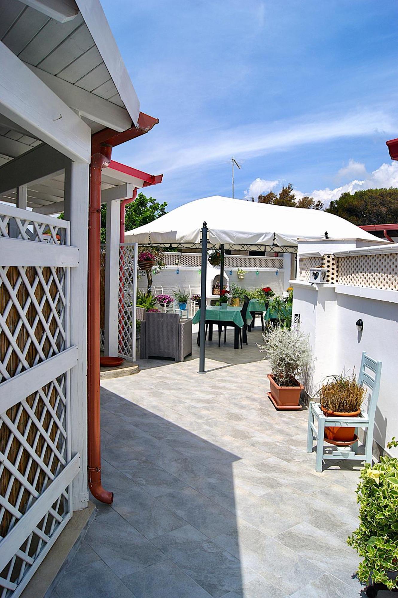 B&B Vento Del Mare San Pietro in Bevagna Bagian luar foto