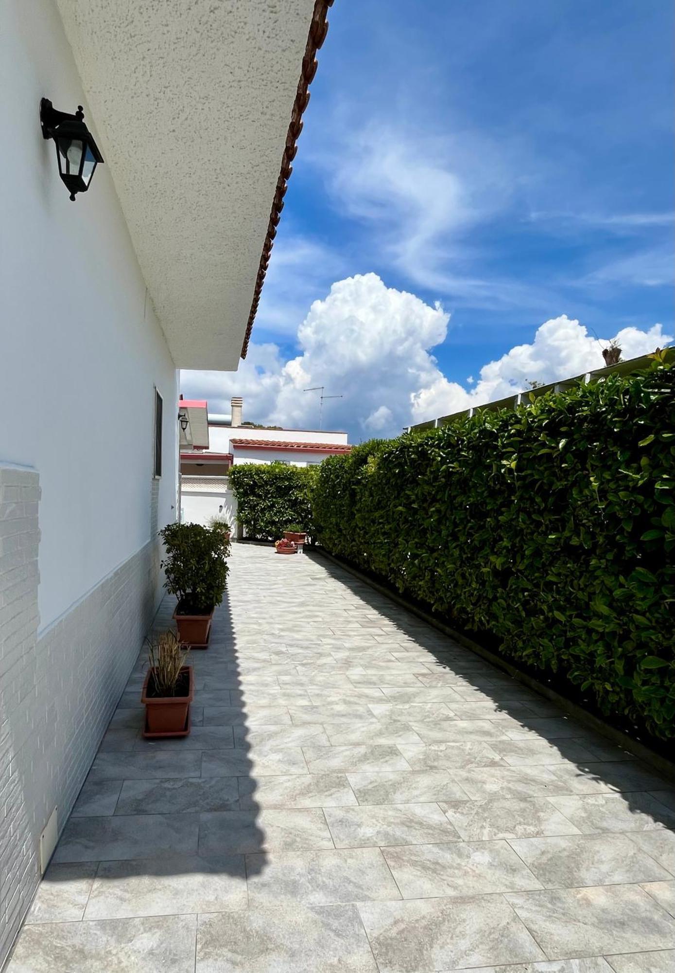 B&B Vento Del Mare San Pietro in Bevagna Bagian luar foto